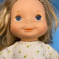 Becky Mandy's Instagram, Twitter & Facebook