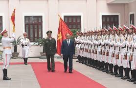 Sau khi bị bắt, cơ quan cảnh sát điều tra cũng đã khám xét chỗ ở của bị can này. Lá»±c LÆ°á»£ng Tinh Bao Cong An Nhan Dan Ä'on Nháº­n Huan ChÆ°Æ¡ng Báº£o Vá»‡ Tá»• Quá»'c Háº¡ng Nháº¥t