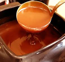 Calda De Abacaxi Para Molhar Bolo Calda De Caramelo Especial Caramelos Caseiros Receitas Doces E Sobremesas