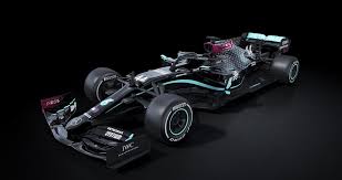 Mercedes Veste Se De Negro Para Acelerar Combate Ao Racismo Na F1 Meios Publicidade Meios Publicidade