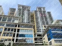 Bandar puchong is suitable for business travelers as it offers various conveniences and a variety of services. Lelong Auction Service Apartment In Puchong Selangor Rm 500 000 Lelongtips Com My