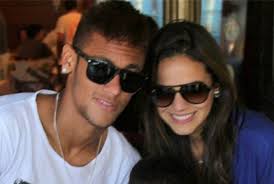 She began working on television as a child. Bruna Marquezine Pikat Neymar Republika Online