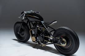 Bobbers are customized motorcycles that have been stripped of all the superfluous bells and when attempting to build a custom bobber motorcycle it's always best to follow a blueprint. Yamaha Xs650 Custom Street Bobber Black And Gold