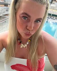 𝓙𝓪𝓼𝓶𝓲𝓷𝓮 𝓓𝓸𝔂𝓵𝓮 (@jasminedoyle_) • Instagram photos and videos