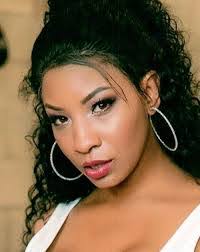 Dixie Kruger's Instagram, Twitter & Facebook