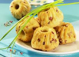 Mini Gugelhupfe Mit Schinken Aus Der Silikonform Rezept Lebensmittel Essen Guggelhupf Rezept Fingerfood