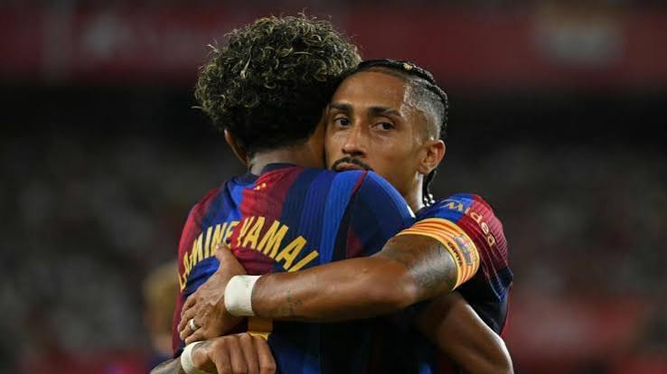 BARCELONA'DA 126 YILLIK REKOR KIRILDI: RAPHİNHA TARİH YAZDI