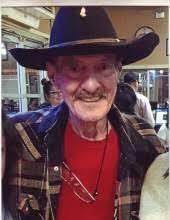 Gilbert Hewitt's Instagram, Twitter & Facebook