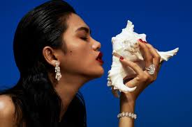 Graff 'GRAFFABULOUS Chapter II' 2022 Ad Campaign