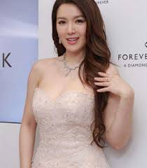 This is 苟芸慧避談收千萬家用 新婚夜執垃圾虛度春宵 by sing tao on vimeo, the home for high quality videos and the people who love them. è‹ŸèŠ¸æ…§ å¿«æ‡‚ç™¾ç§'