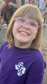 Isabella Hooper's Instagram, Twitter & Facebook