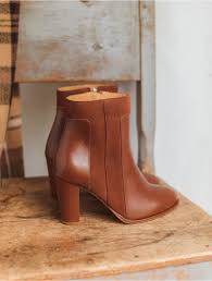 Boots Talon Haut La Sublime Cognac Bobbies Bottes Bottines Bobbies Talon Haut