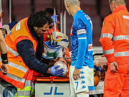 Arquero del napoli y de la seleccion colombia. David Ospina Head Injury Fresh Update After Arsenal Keeper Collapses In Napoli Game Mirror Online