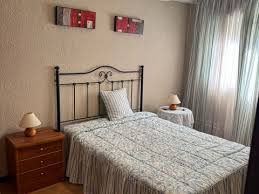 Houses and flats with 3 bedrooms for rent in Avilés, Asturias, Spain —  idealista