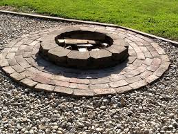 You can build your own concrete block pit from cmu blocks to create an outdoor gathering area that will provide enjoyment for years to come. Easy Diy Fire Pit 24 Castle Block Not Sure How Many Bricks And A Bag Of Sand Or Crushed Limestone To Fill In The Cracks L Fire Pit Diy Fire Pit