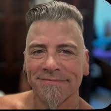 Circle boat racing interest and concerns