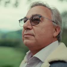 From musical instruments to surgical robotics, Stéphane’s story shows how  creative thinking can spark medical breakthroughs. ​, ​Discover how we're  supporting innovators, like Stéphane, at the ...