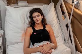 .jako nikol švantnerová nebo stoupající hvězda daniela zálešáková, ale i oblíbená herečka kateřina klausová nebo karin křížová, finalistka české miss 2019 a účastnice superstar, která také zazpívala. Snite O Dokonalych Prsou Nemusite Jen Dejte Pozor Na Vyber Kliniky A Vhodnych Implantatu Ihot Cz