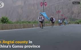 11 februarie 201910 februarie 2020 silviq niciun comentariu mod de schimbat vremea pe samp. 21 De MaratoniÈti Au Murit IngheÈaÈi In China Intr O ZonÄ MuntoasÄ DupÄ Ce Vremea S A Schimbat Brusc Pe Traseul Aflat La Altitudine Mare