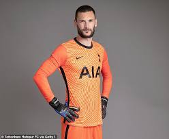 + body measurements & other facts. Harry Kane Lucas Moura Und Hugo Lloris Modell Von Tottenham Neue Nike Kits Fur Die Nachste Saison Aktuelle Boulevard Nachrichten Und Fotogalerien Zu Stars Sternchen