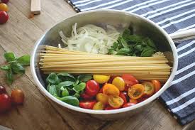 One Pot Pasta Recipes By Carina Recipe One Pot Pasta One Pot Pasta Recipes Pasta Dishes