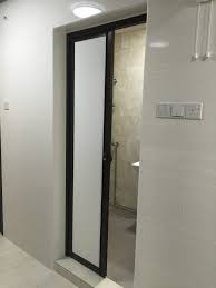 Jadi untuk pemilihan pintu kamar mandi yang tepat sangat diperlukan. 40 Harga Pintu Kamar Mandi Model Alumunium Pvc Kaca