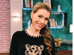 Huge shows from sky atlantic (with a now entertainment membership included) and amc. Annett Moller Moderatorin Sat 1 Ist Plotzlich Kaum Wiederzuerkennen Stars