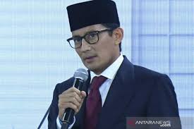 Sandiaga uno bernama lengkap sandiaga salahudin uno, merupakan pengusaha muda sukses di indonesia. Profil Asa Besar Pariwisata Di Pundak Sandiaga Uno Antara News Papua
