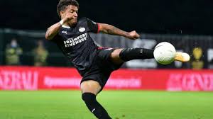 Borussia dortmund soll nach einem bericht der sport bild an dem niederländischen stürmer donyell malen interessiert sein. Bvb Wird Malen Der Sancho Nachfolger