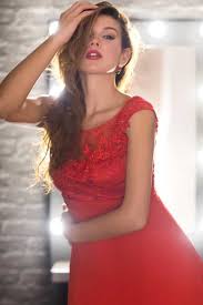 L'emozione più forte che hai provato? Nicole Modella Di Fashion Holidays 8 Torna Sul Set Fotografico Per Uno Shooting Glamour Ditutto Official Site Italy