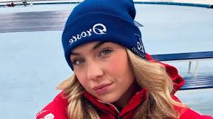 Foto: Nina Warink trekt badkleding uit de kast