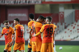 مباراة غلطة سراي ضد فنربخشة fenerbahce vs galatasaray ماتش مصطفي محمد يستضيف أما نادي جالطة سراي الذي يأتي في المركز الثاني بعد نادي فنربخشة برصيد خمسة وأربعين. Q2st23l4b2vhom