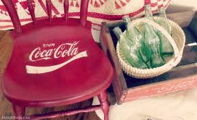 The Chairs That Spoke To Me Chair Wooden Chair Makeover Chalk Paint Kitchen Table