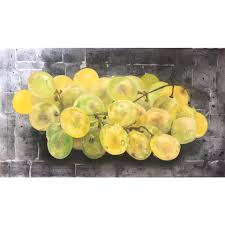 One of her frecuent subjects is still life pictures, in which virtuously detailed grape clusters dominate the canvas. Florencia Aise Otro Racimo Que Se Va Racimo Uvas Facebook