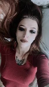 Katelyn Hall's Instagram, Twitter & Facebook