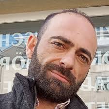 🐾🐍🐅 Bella, Olivia or Laila? 🐾🐍🐅 Which dealer's table are you #heading  to today? Comment below to get your Free Chips via DMs 🎁