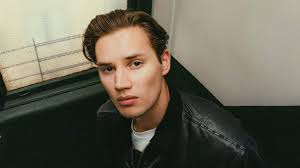 Hayden James Links With Crooked Colours For Smooth New Single "Rather Be  With You"