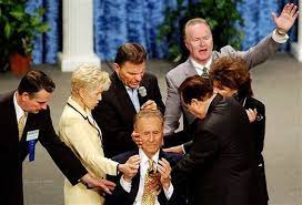 He was raised in a pentecostal christian tradition whose worship style. Oral Roberts Dies At 91 Al Com