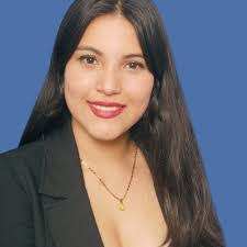 Geraldine Serna's Instagram, Twitter & Facebook