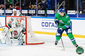 Его назначили за 19 секунд до конца за сдвиг ворот 42. Hokkejnyj Klub Salavat Yulaev Predstavil Novuyu Formu K Zelyonomu Derbi Novosti Ufa Utv