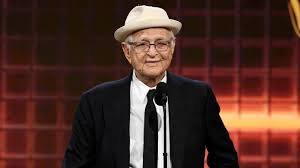 Hfpa remains dedicated to becoming a better organization and an example of diversity, transparency and accountability in the industry, said its president, turkish journalist ali sar. 2021 Golden Globes Norman Lear To Receive Carol Burnett Award Entertainment Tonight