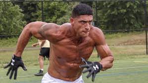 May 27, 2021 · sammis reyes, signed in the offseason, has never played football. Nfl Sammis Reyes Signs With Washington Football Team After University Of Florida Pro Day Workout Height Weight