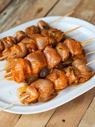 Brochettes De Poulet Au Paprika My Parisian Kitchen Recette Poulet Paprika Brochette Poulet Recette Marinade Poulet