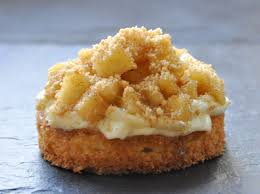 Sable Breton Creme Legere A La Vanille Et Pommes Poelees Facon Tartelette Par Pascale Weeks Recette Recette De Tartelette Recette Tartelettes Aux Pommes