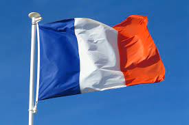 Die flagge frankreichs zeigt die farben blau, weiß und rot in senkrechter anordnung. Die Flagge Von Frankreich Die Ehrwurdige Trikolore Vispronet Blog