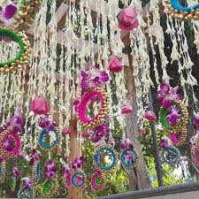 The Biggest Trends In Diy Mehndi Decoration Ideas We Ve Seen This Year Diy Mehndi Decorations Pakistani Mehndi Decor Mehndi Decor
