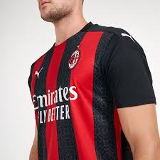 All the latest news on the team and club, info on matches, tickets and official stores. Buy Puma Men S Ac Milan Home Jersey 2020 21 In Dubai Uae Sss