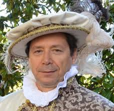 Sabato 18 maggio ci ha lasciato Anna Fiorelli, attrice esemplare che sapeva  sempre regalare un sorriso a tutta la Compagnia. Qui la ricordiamo, diretta  da Luca De Filippo, nello spettacolo "Le bugie