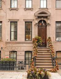 Christmas In The Village By Georgia Grace Nyc Holidays New York Townhouse Brownstone Homes