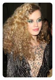 We did not find results for: 102 Iconic 70 S Hairstyles To Rock Out This Year